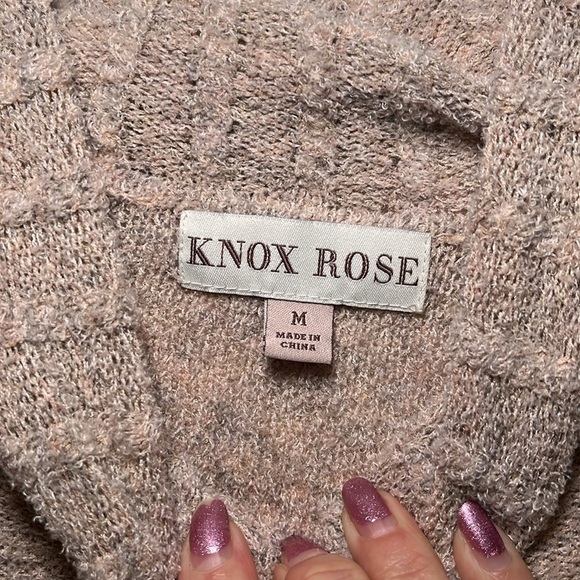 Knox Rose cream, colored, ultrasoft, cow, neck, sweater, size medium - Picture 3 of 8